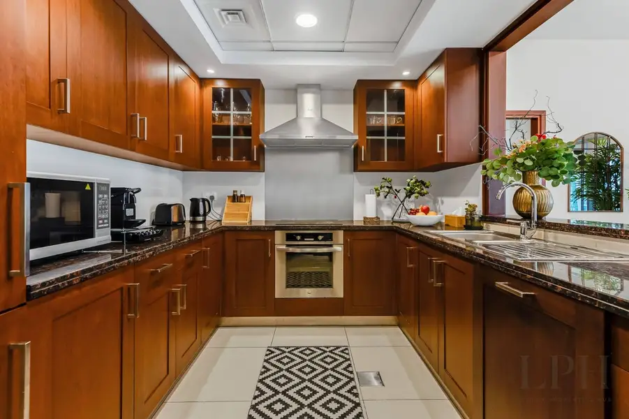 Fully furnished | Partial Burj | Vacant