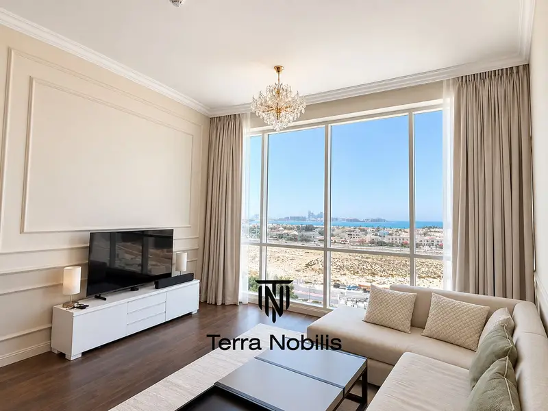 Sea view 1BR | Designer Renovation