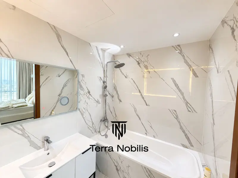 Sea view 1BR | Designer Renovation
