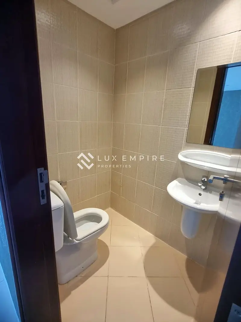 1BR Apartment | Royal Residence 1 | Balcony & Pool Access