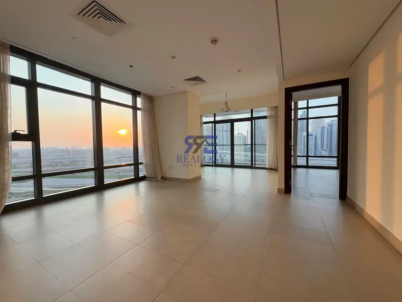 Spacious 2BR | Sunset View | Near Metro