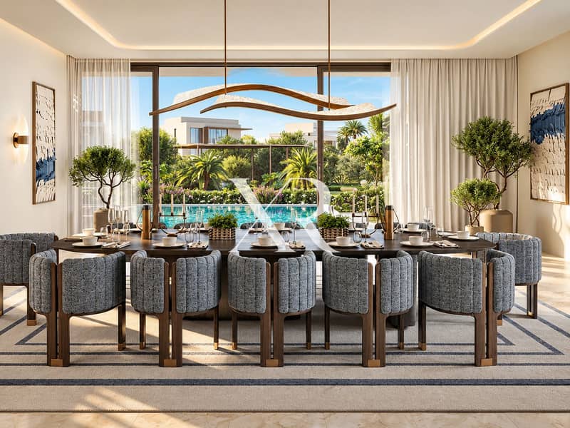 9 Luxury Dining Room Overlooking Resort Pool. png
