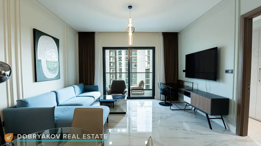 Upgraded | Furnished | Brand new | Vacant | Pool and lagoon view