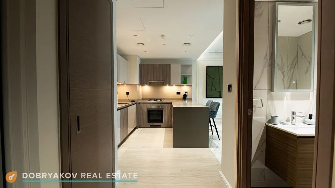 Upgraded | Furnished | Brand new | Vacant | Pool and lagoon view