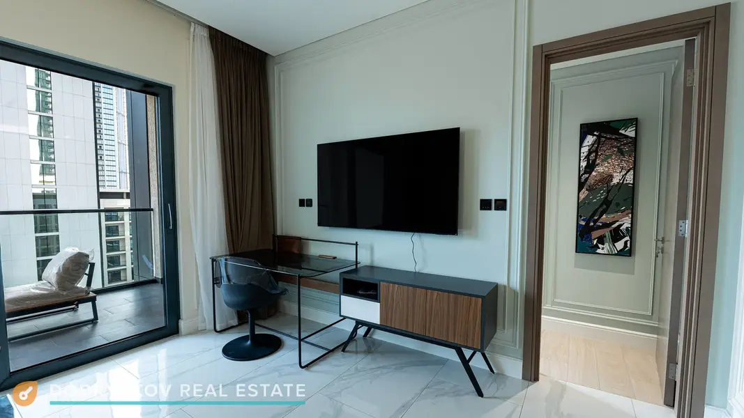 Upgraded | Furnished | Brand new | Vacant | Pool and lagoon view