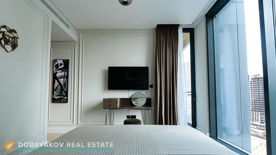 Upgraded | Furnished | Brand new | Vacant | Pool and lagoon view