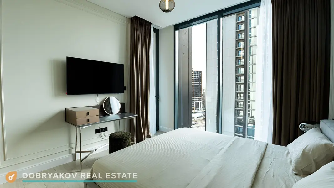 Upgraded | Furnished | Brand new | Vacant | Pool and lagoon view