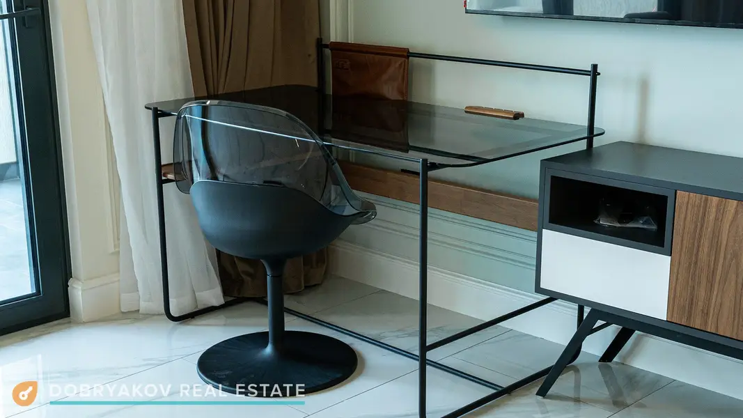 Upgraded | Furnished | Brand new | Vacant | Pool and lagoon view