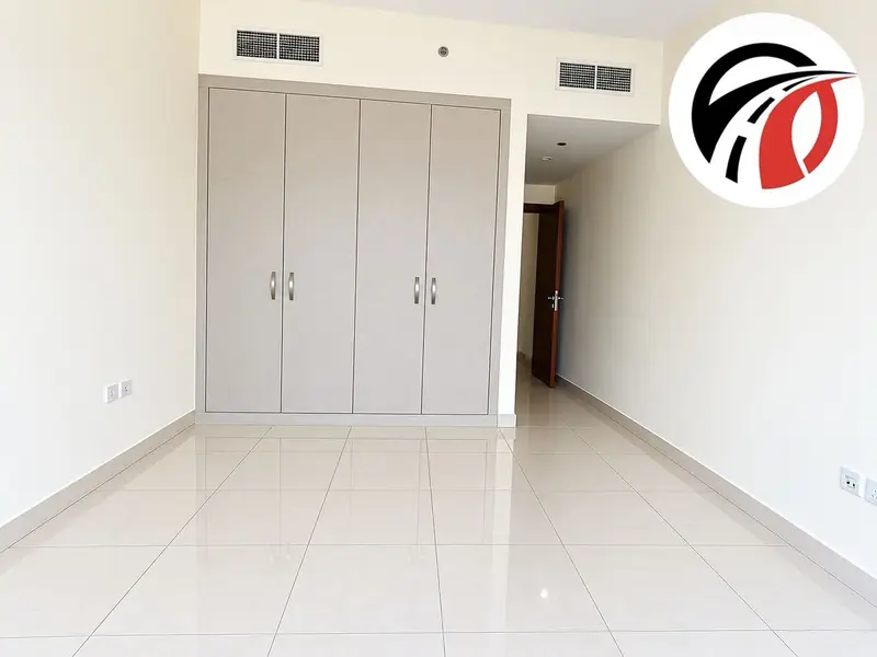 Hot Deal Spacious 3Bhk with Maid Room Available 144991