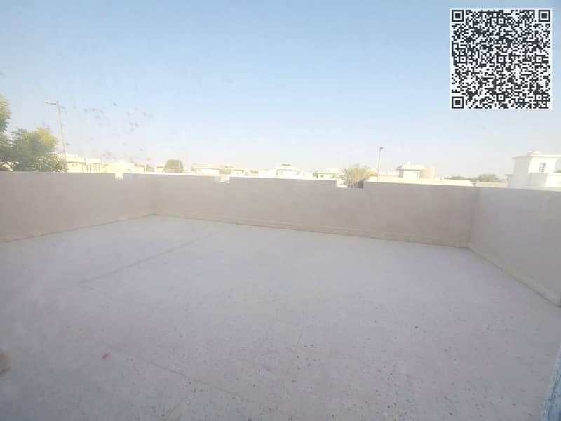 15 1000726715. jpg