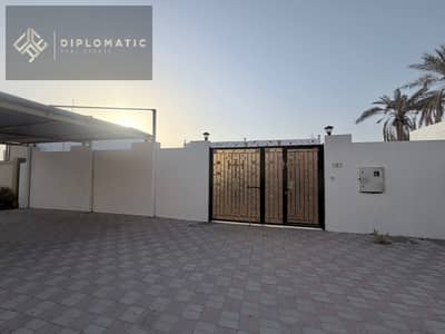 4 Slaapkamers Villa te Huur in Seih Al Uraibi, Ras Al Khaimah - WhatsApp Image 2026-07-06 at 1.23. 22 PM. jpeg 4 Slaapkamers Villa te Huur in Seih Al Uraibi, Ras Al Khaimah - WhatsApp Image 2026-07-06 at 1.23. 22 PM. jpeg