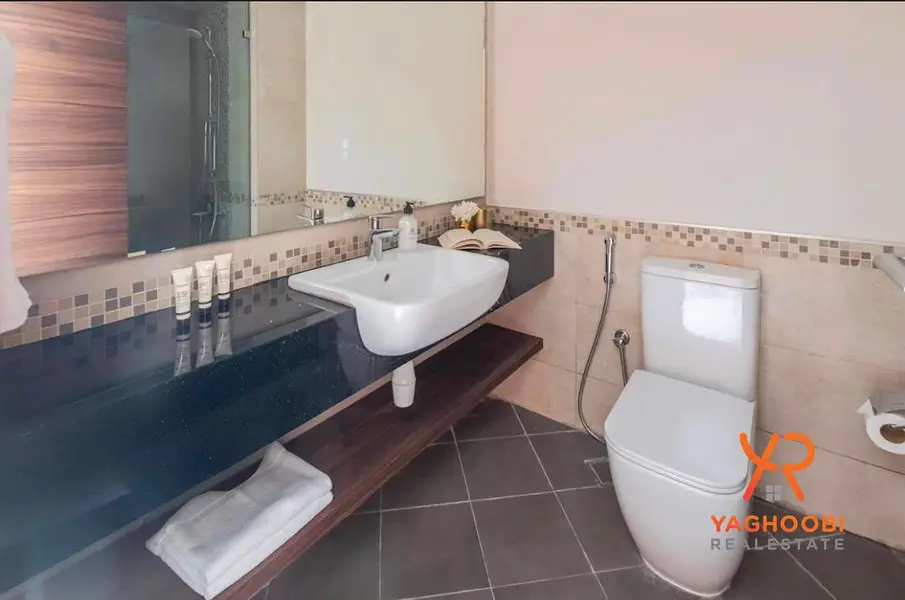 Furnished 1BR+studyroom Apartment | up to 12 cheques