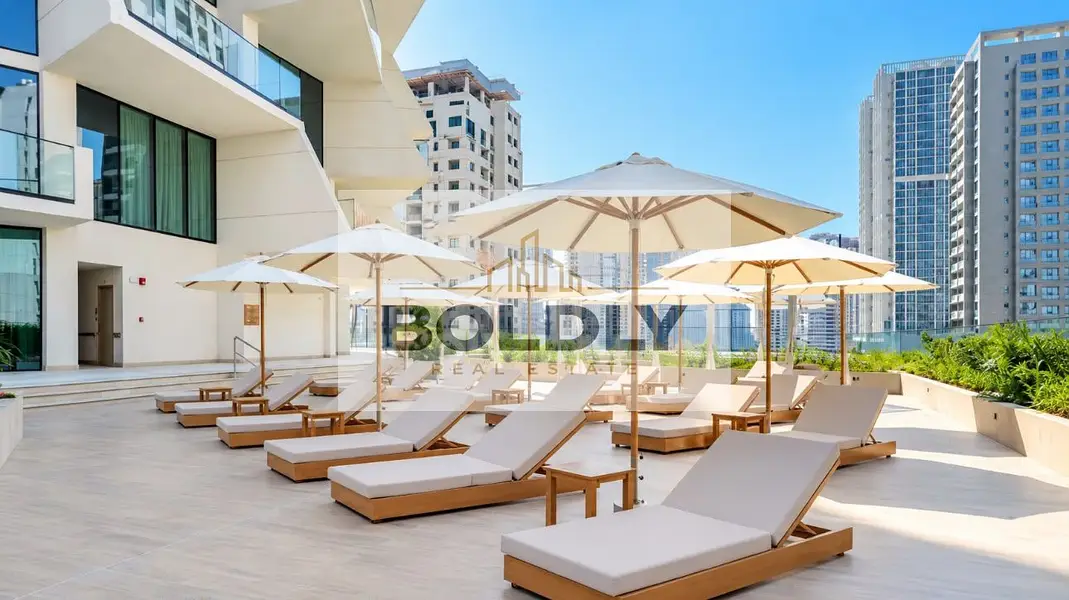 Spacious 1BR Apartment | Modern Comfort in Binghatti Phantom