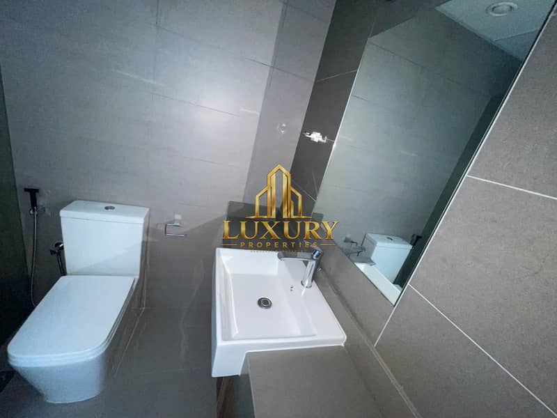 11 Spacious 1-Bedroom Apartment with Pool View & 2 Bathrooms for Yearly Rent | 44999