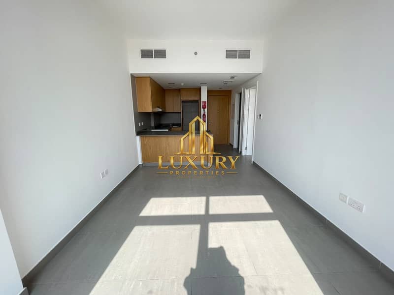 15 Spacious 1-Bedroom Apartment with Pool View & 2 Bathrooms for Yearly Rent | 44999