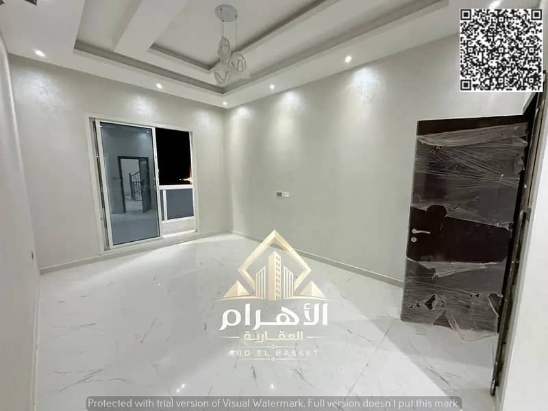 6 866583373-1066x800. webp