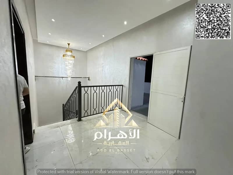 9 866583376-1066x800. webp