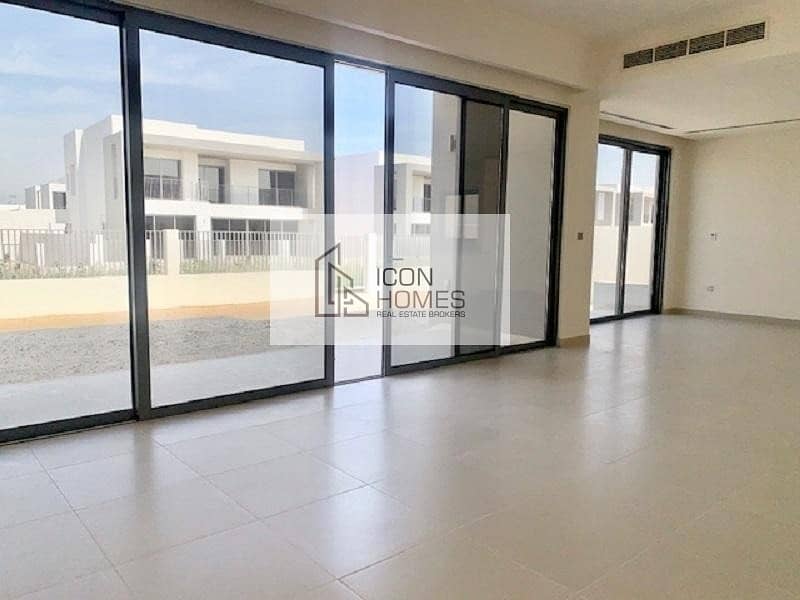 MODERN STYLE|| SPACIOUS 5 BR VILLA MODERN STYLE|| SPACIOUS 5 BR VILLA