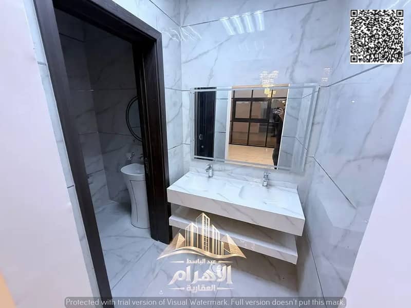 14 874076899-1066x800. webp