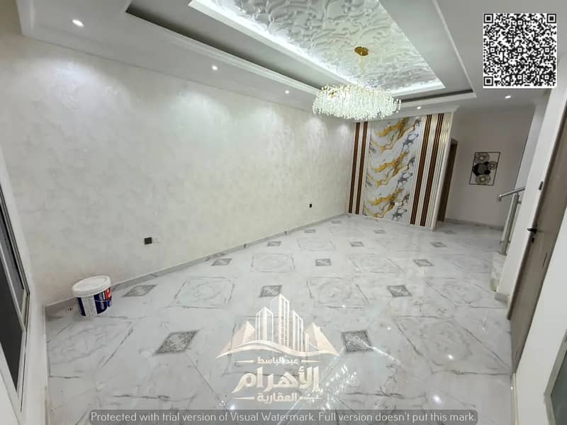 4 872818868-1066x800. webp