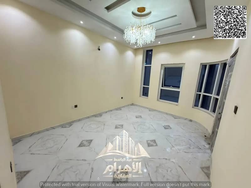 12 872818876-1066x800. webp
