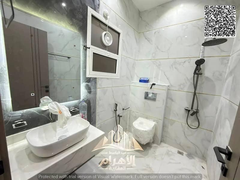 17 872818881-1066x800. webp