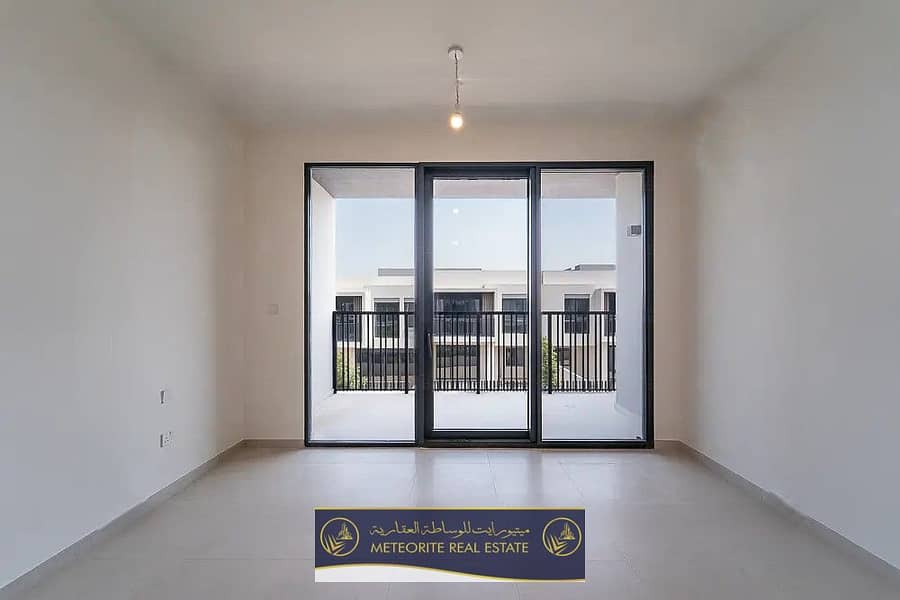 7 BR Villa 48 Jabal Ali Village. jpg