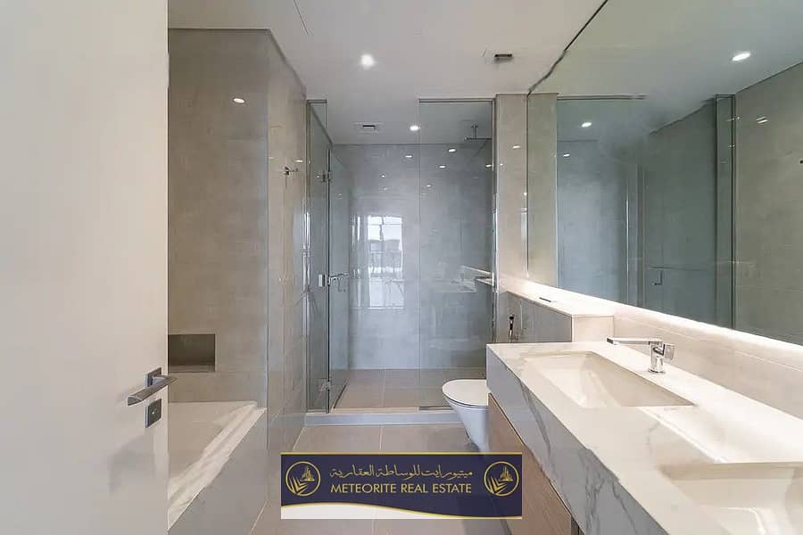 8 Bathroom Villa 48 Jabal Ali Village. jpg