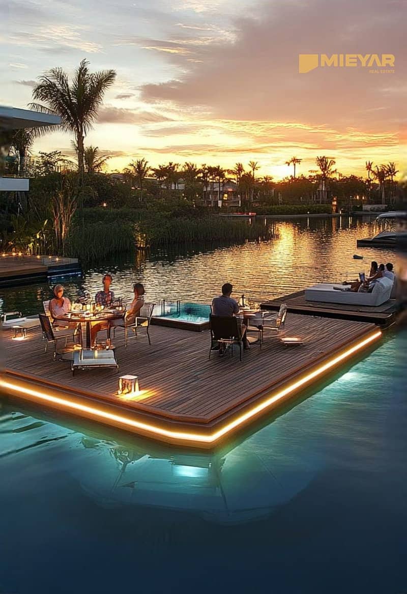 8 nothd23-02-floating-dining-deck. png