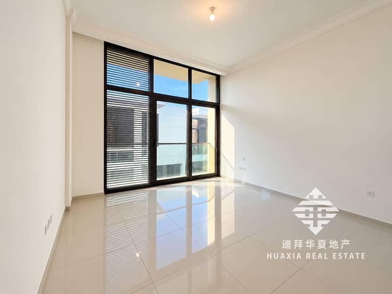 6 Sunlit Minimalist Apartment Interior. png