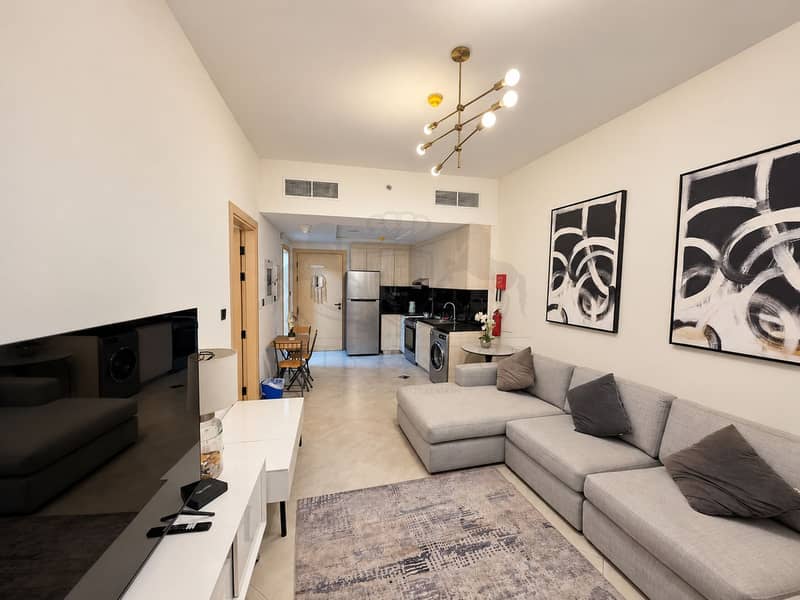 2 Modern Beige-Grey Apartment Interior. png