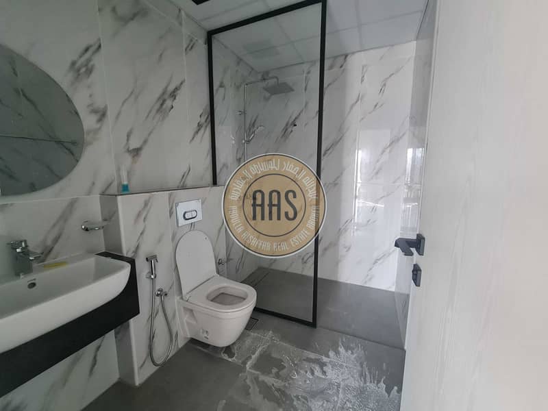 7 20261021_093904. jpg