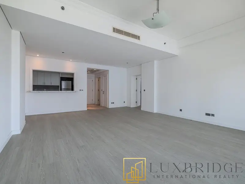 Spacious 1 Bedroom | Sea View | Unfurnished