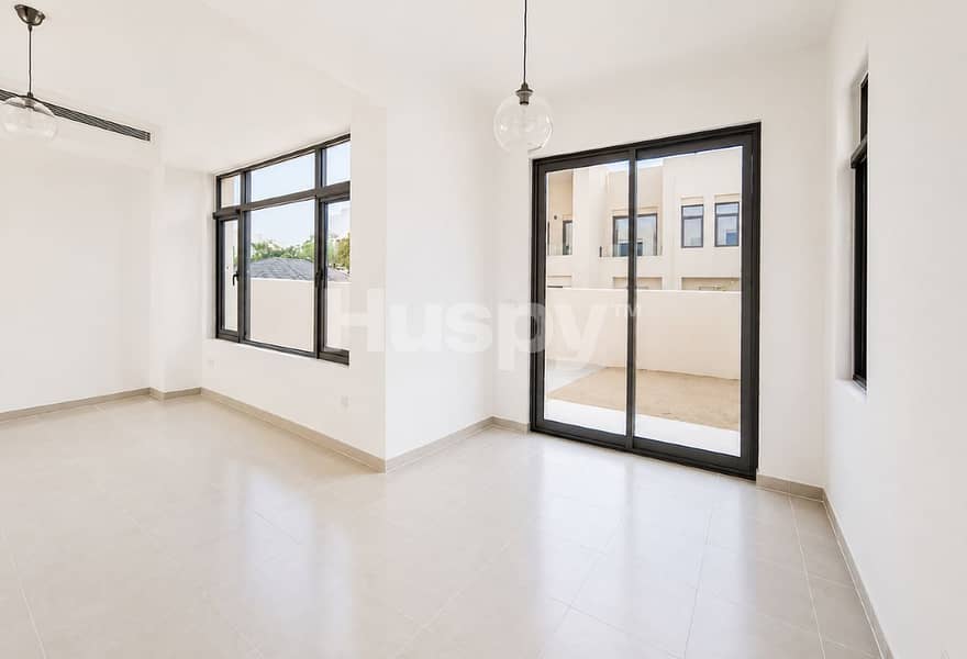 Таунхаус в Реем,Мира Оазис,Мира Оазис 1, 3 cпальни, 150000 AED - 16929318 Таунхаус в Реем,Мира Оазис,Мира Оазис 1, 3 cпальни, 150000 AED - 16929318