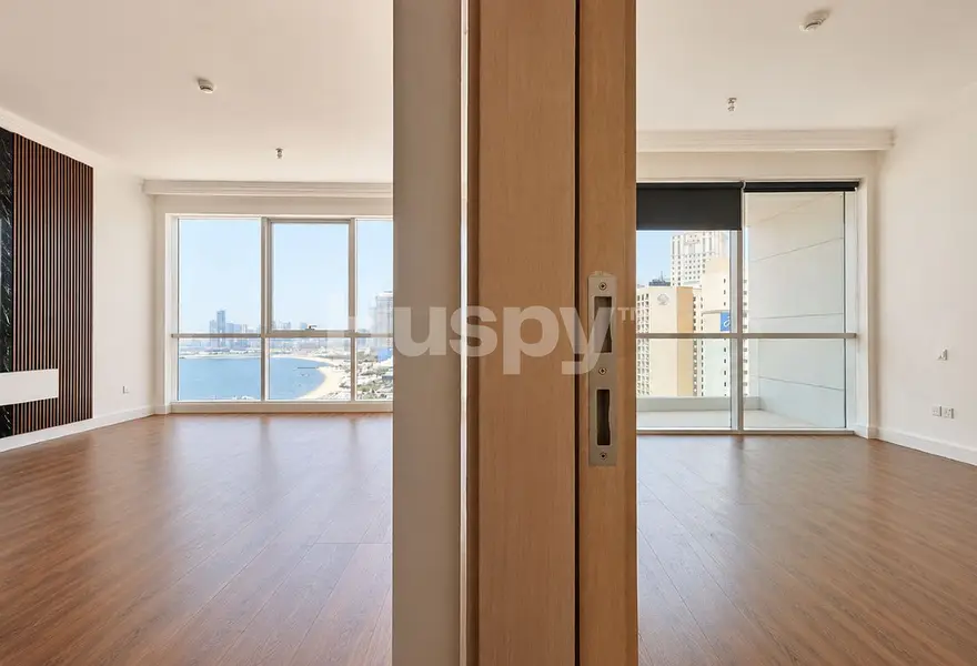 Private Beach | Vacant | Sea View