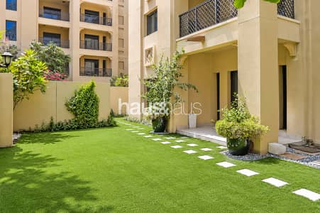 2 Bedroom Apartment for Rent in Downtown Dubai, Dubai - Burj Khalifa View | Renovated | Motivated Landlord 2 Bedroom Apartment for Rent in Downtown Dubai, Dubai - Burj Khalifa View | Renovated | Motivated Landlord