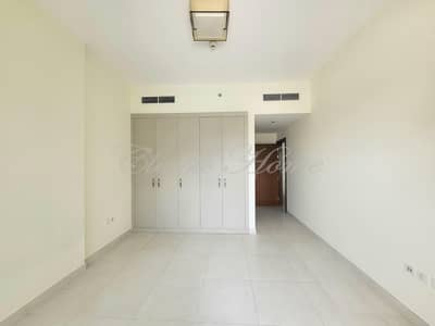 2 Schlafzimmer Wohnung zum Verkauf in Dubai Healthcare City Phase 2, Dubai - bedroim1 2. jpg 2 Schlafzimmer Wohnung zum Verkauf in Dubai Healthcare City Phase 2, Dubai - bedroim1 2. jpg