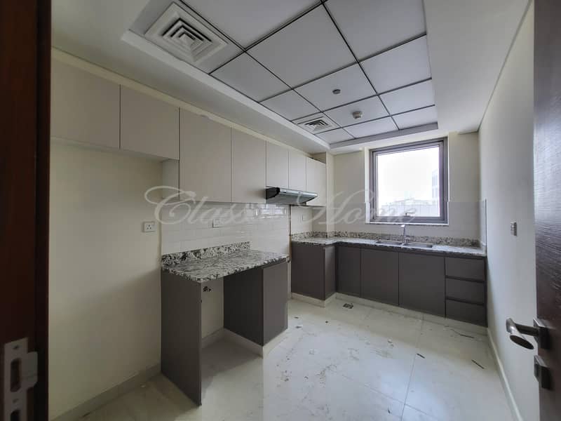 13 kitchen. jpg