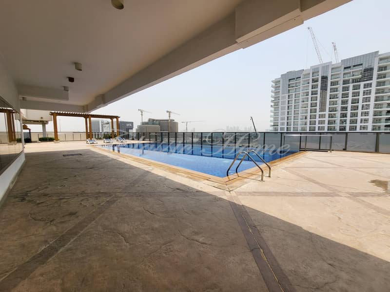 21 swimming pool. jpg