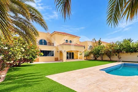 4 habitaciones Villa para en Alquiler en Jumeirah Park, Dubai - Villa en Jumeirah Park，District 3, 4 dormitorios, 450000 AED - 16660656