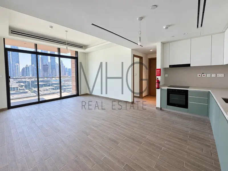 Furnished or Unfurnished | High Floor