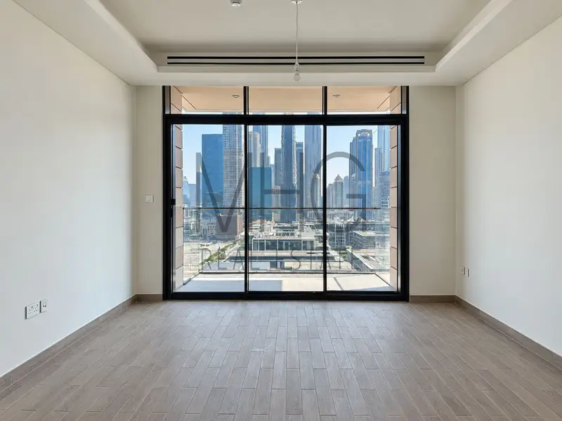 Furnished or Unfurnished | High Floor