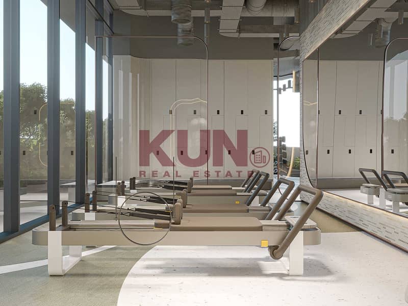 16 Gym - 05. jpg