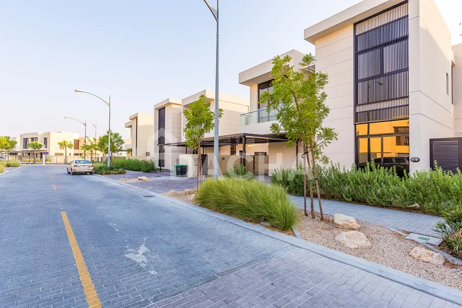 Custom Built | Plot for Townhouse