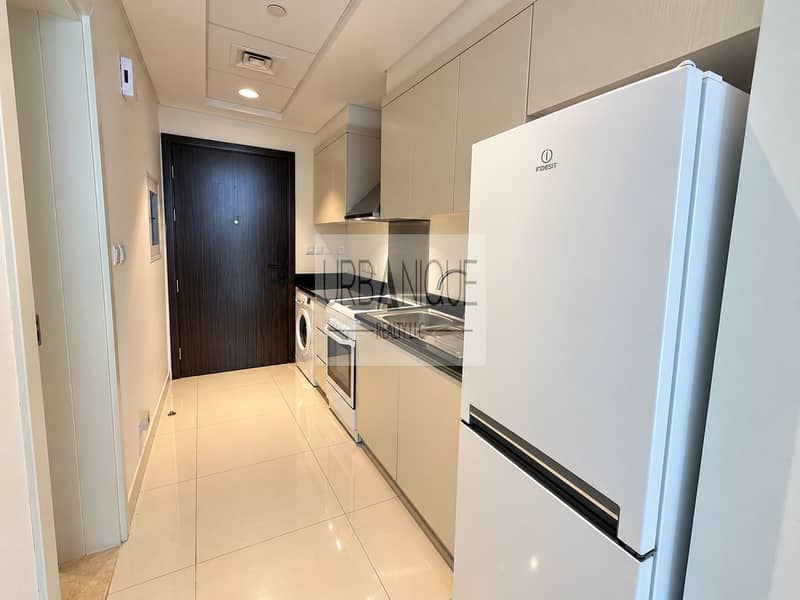 2 Modern Galley Kitchen Corridor. png
