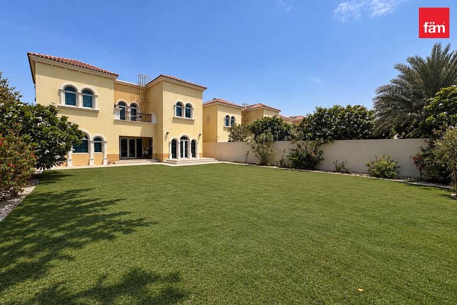 Villa in Jumeirah Park,District 5, 3 schlafzimmer, 6900000 AED - 16931092 Villa in Jumeirah Park,District 5, 3 schlafzimmer, 6900000 AED - 16931092