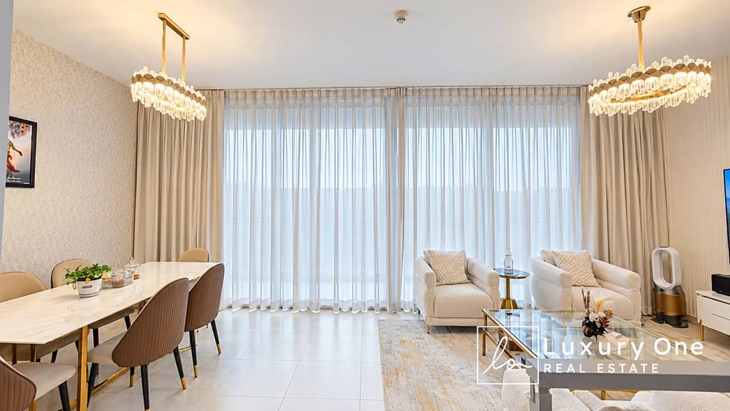 3 Elegant Open-Plan Living and Dining Room. png