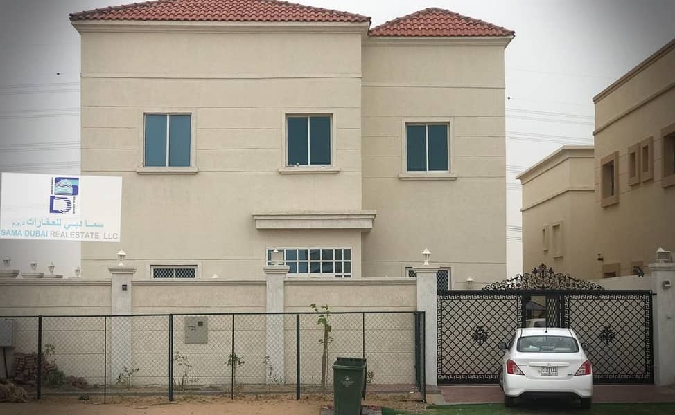 Villa in a prime location in Jasmine 1 area with electricity and water, the villa is a year old, at a very special price, with an area of ​​3200 square feet