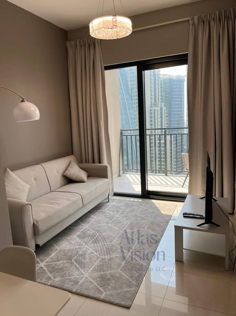 Vacant 1BR | High Floor | Great View | Near Metro