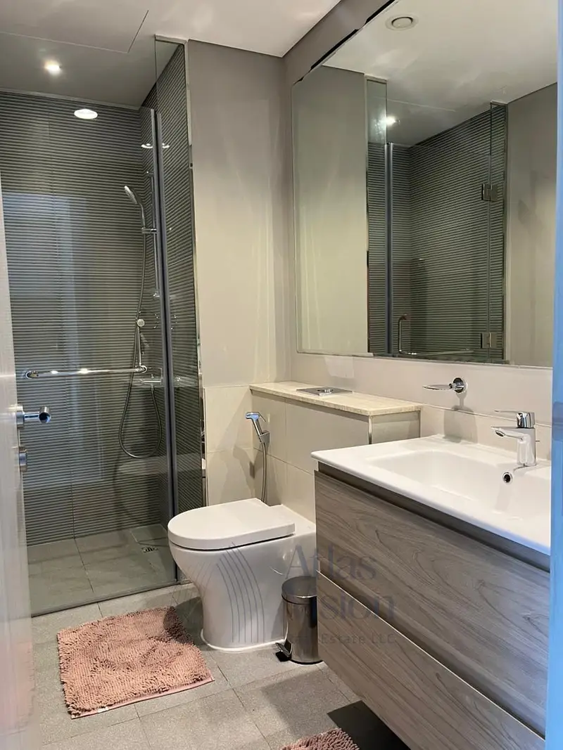 Vacant 1BR | High Floor | Great View | Near Metro